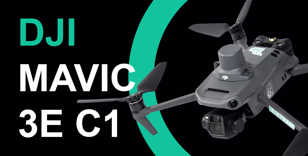 DJI Mavic 3E C1 Drohne mit vier Propellern vor schwarzem Hintergrund mit grünem Akzent.