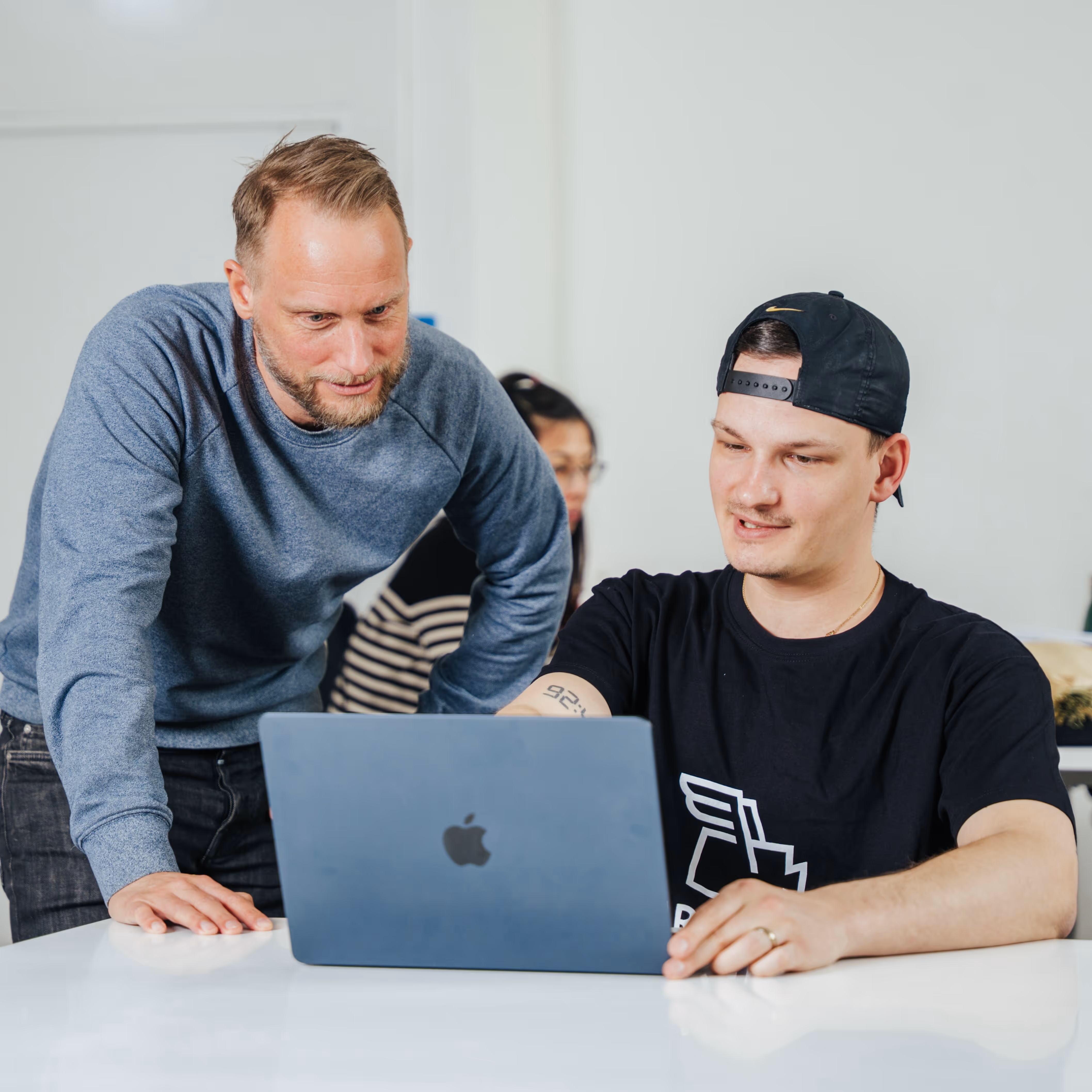 Das Team von Airteam bespricht die Anforderungen eurer Planungsdaten