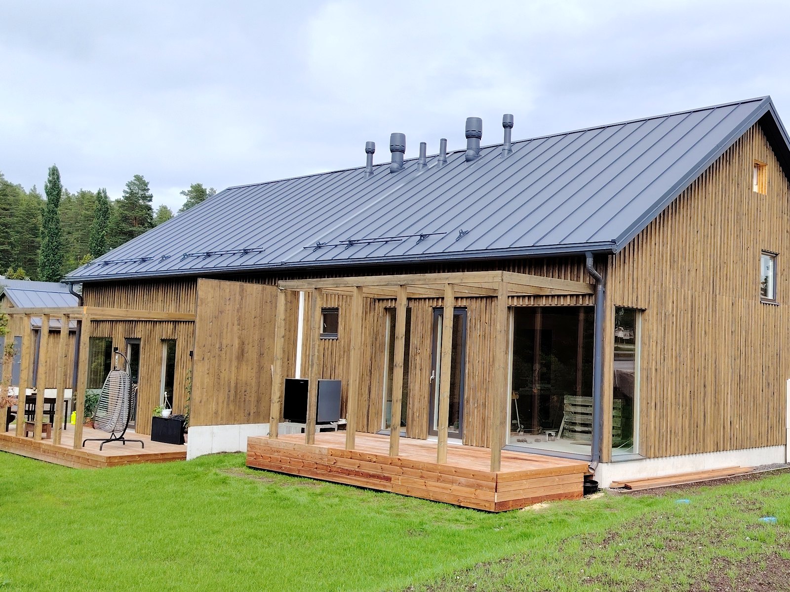 Massiivipuinen paritalo Pohjantie 5, Jyväskylä