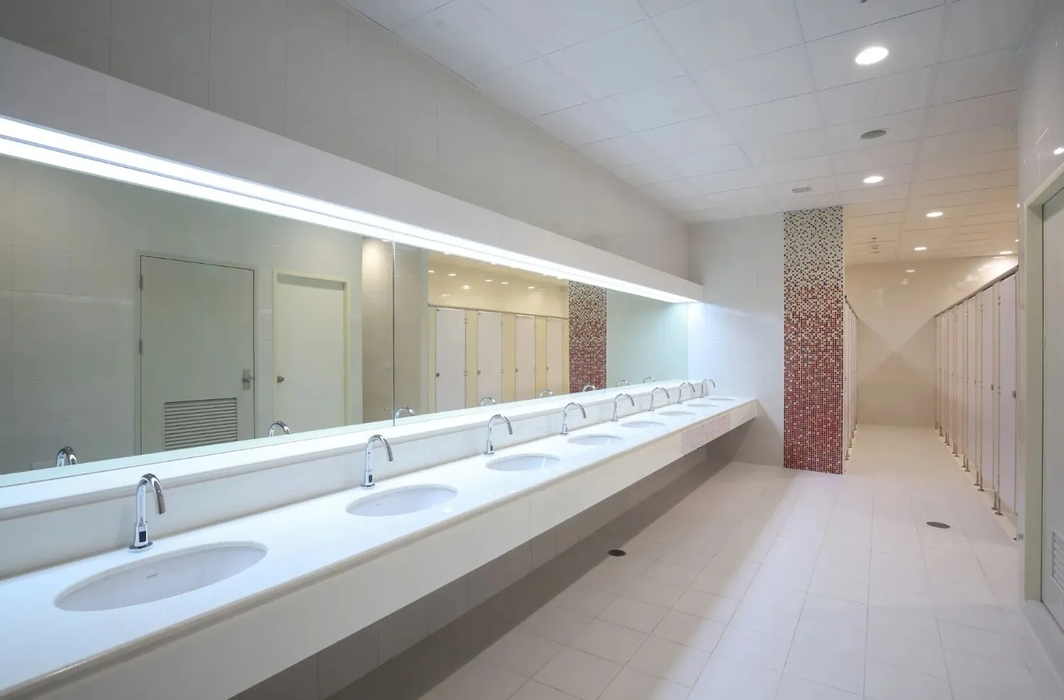 Professional Solutions for Slow-Draining Commercial Sinks