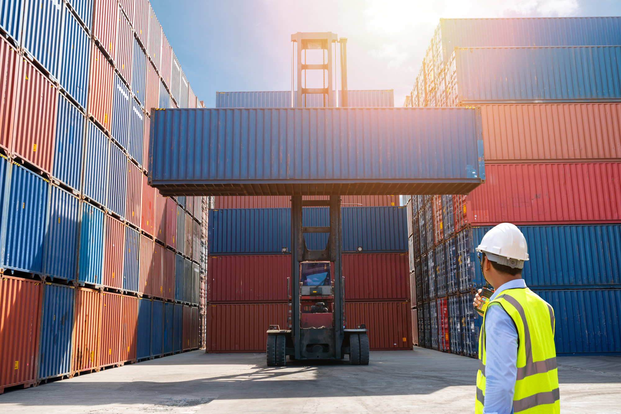 6 Things to Consider When Choosing a 3PL Provider — Lake Park Logistics 3PL blog