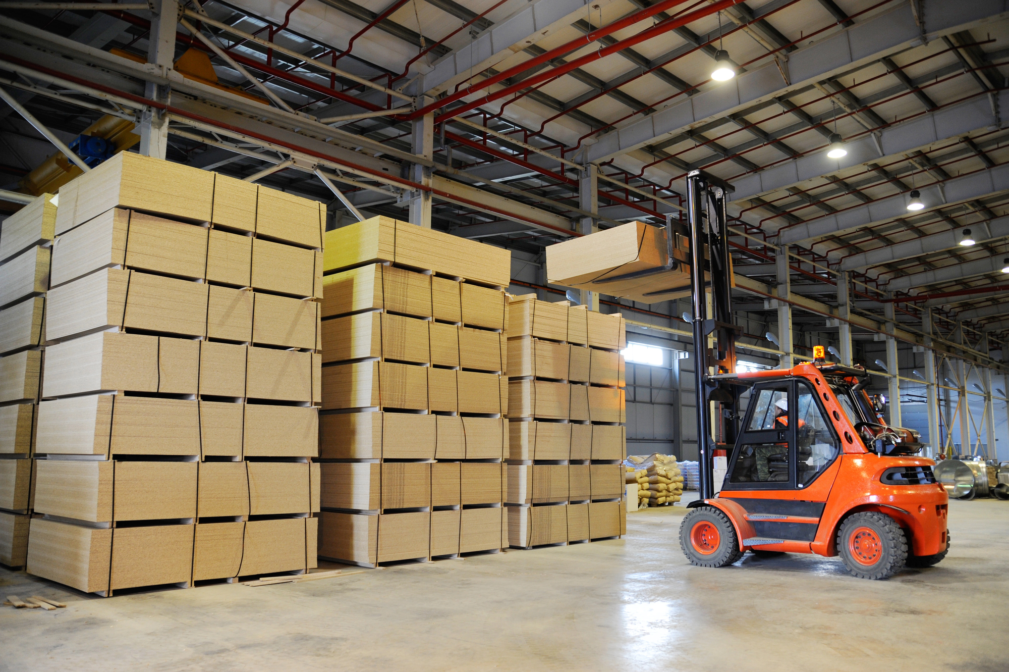 What Are Warehousing Services and How Can They Benefit Your Business? — Lake Park Logistics 3PL blog