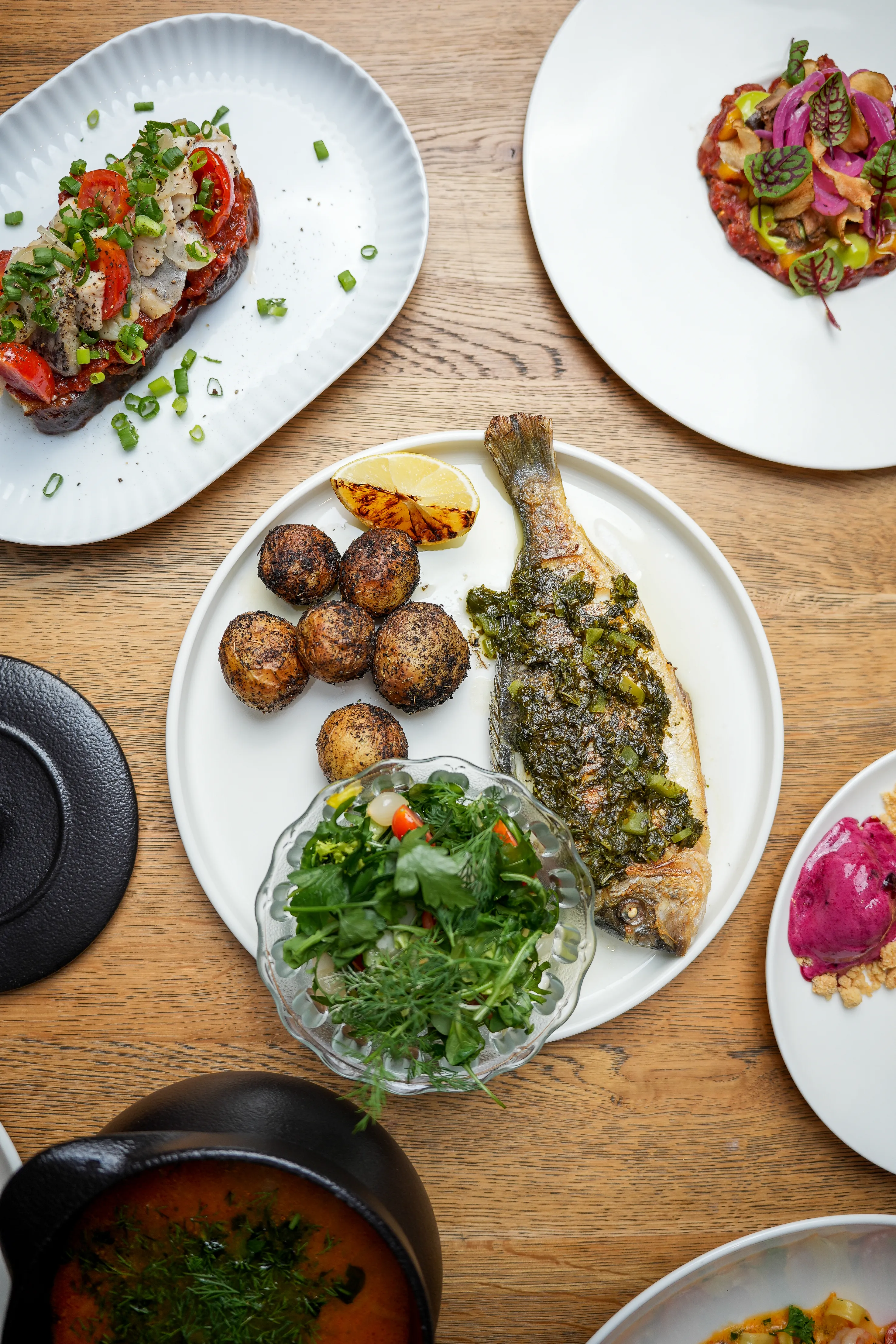 Dorada z ziemniakami