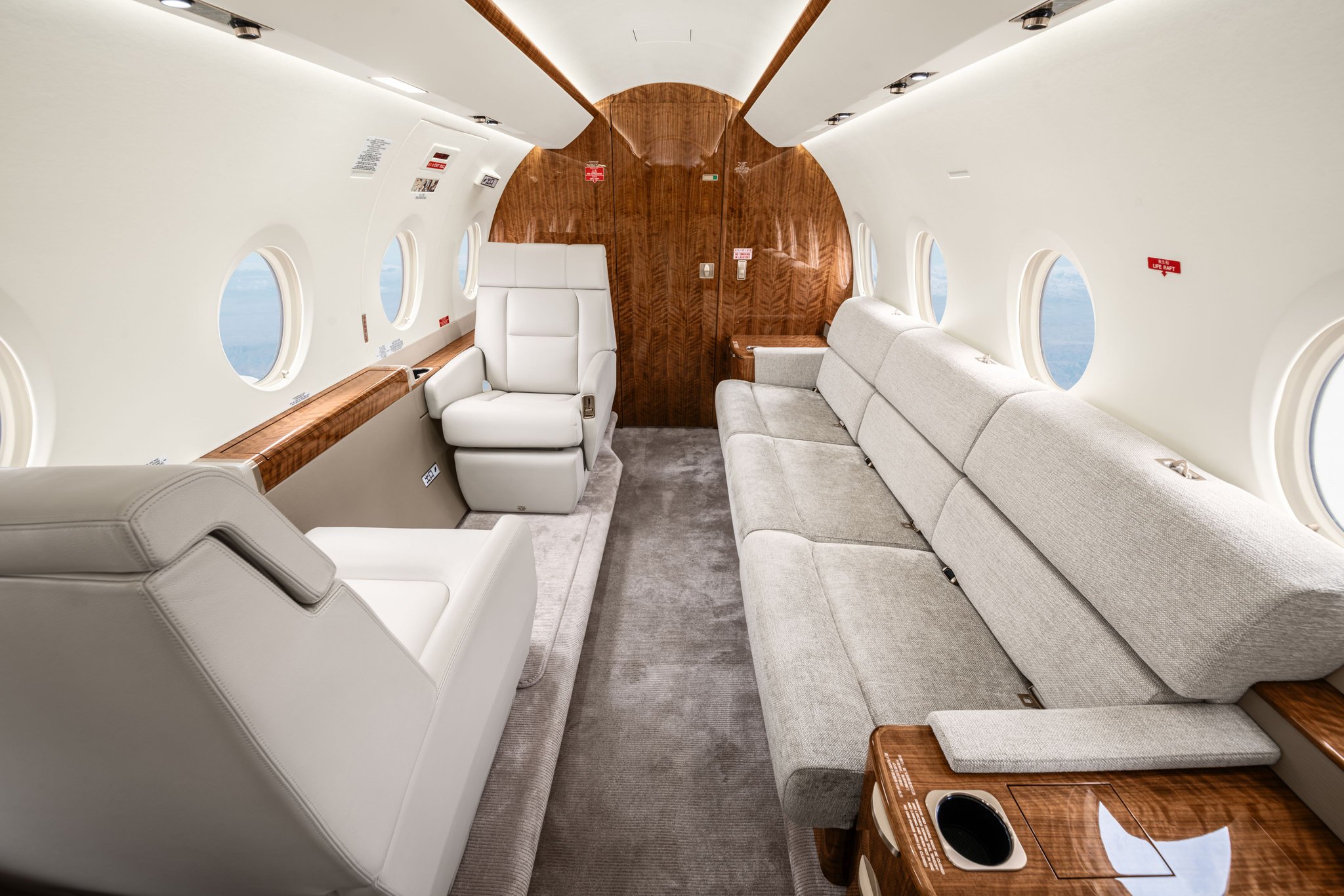 2019 Gulfstream G280 SN 2186 cabin, aft club and divan looking aft