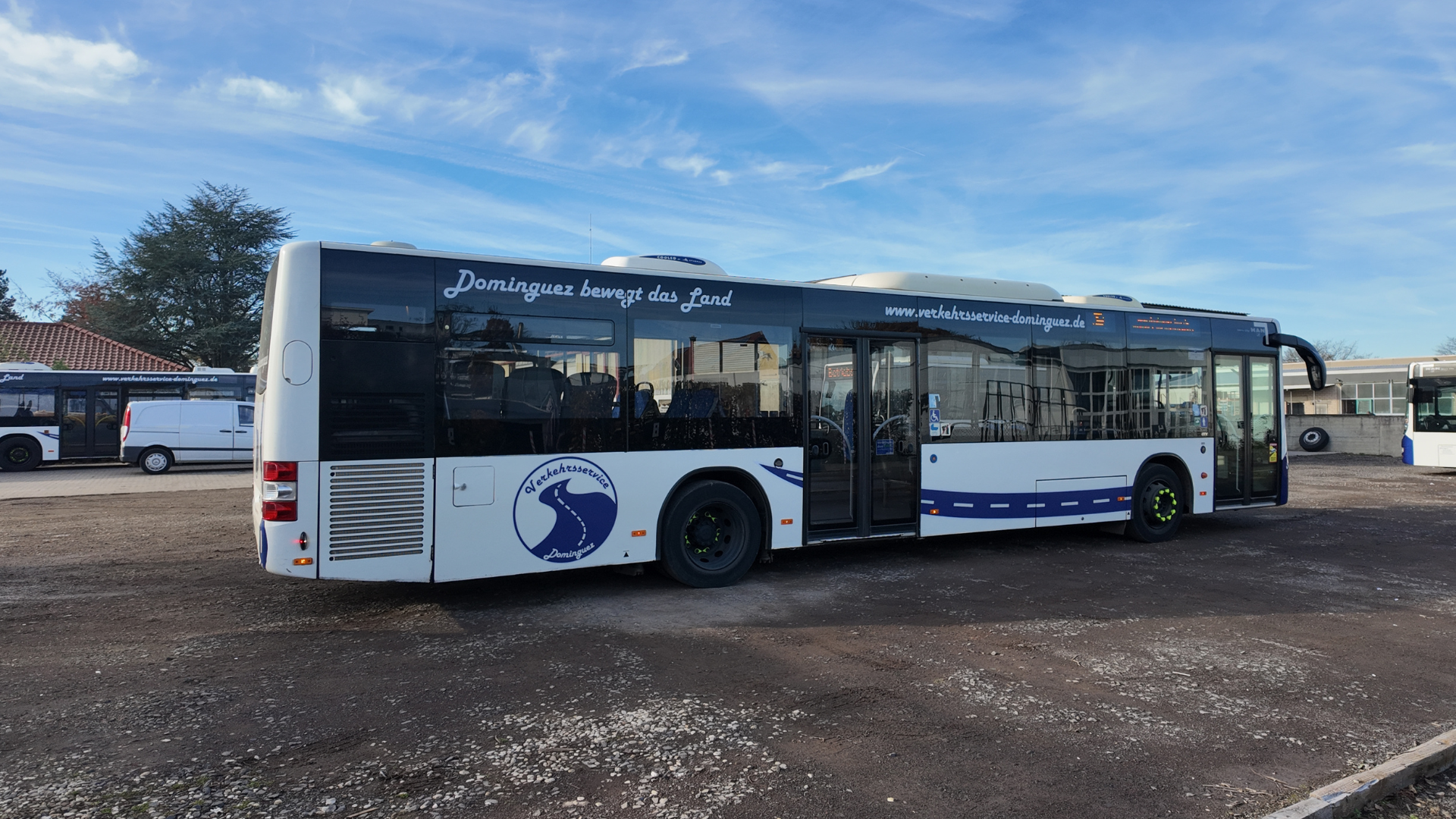 Wagen 54 MAN A21 Lion's City NL323 Einstiegseite