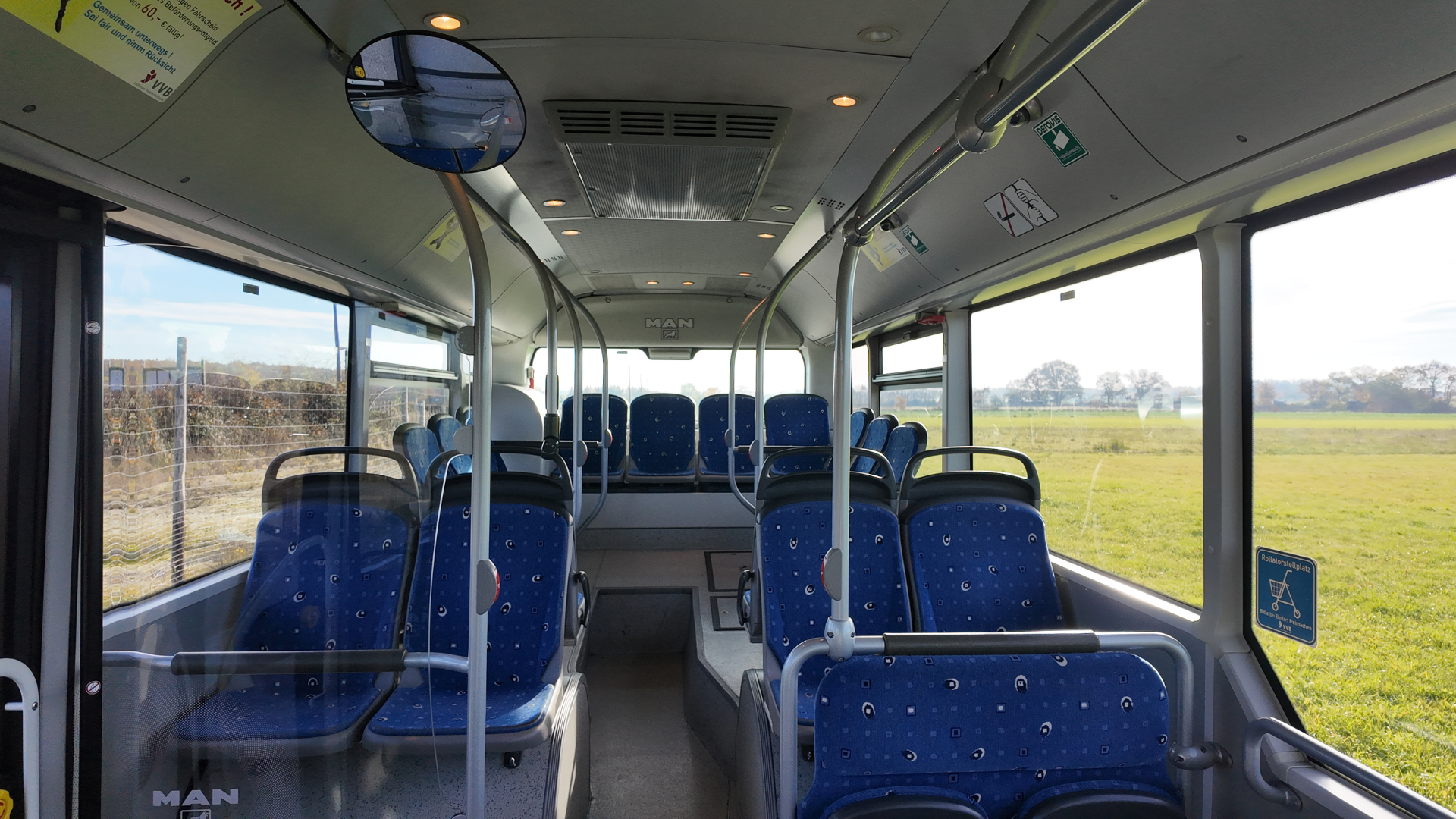 Wagen 54 MAN A21 Lion's City NL323 Innenraum