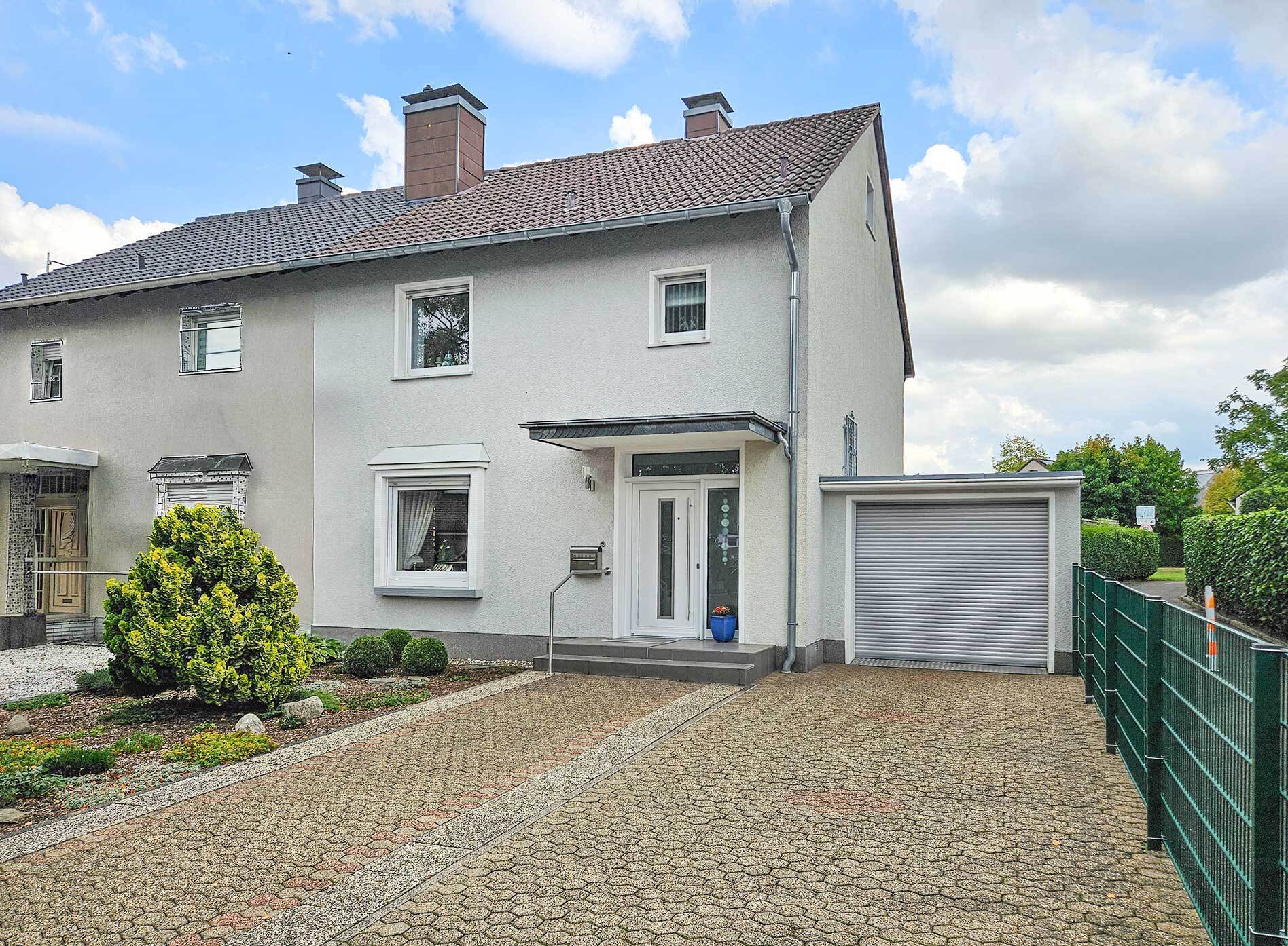 Alsdorf | Einfamilienhaus mit Garten und Garage zu verkaufen!