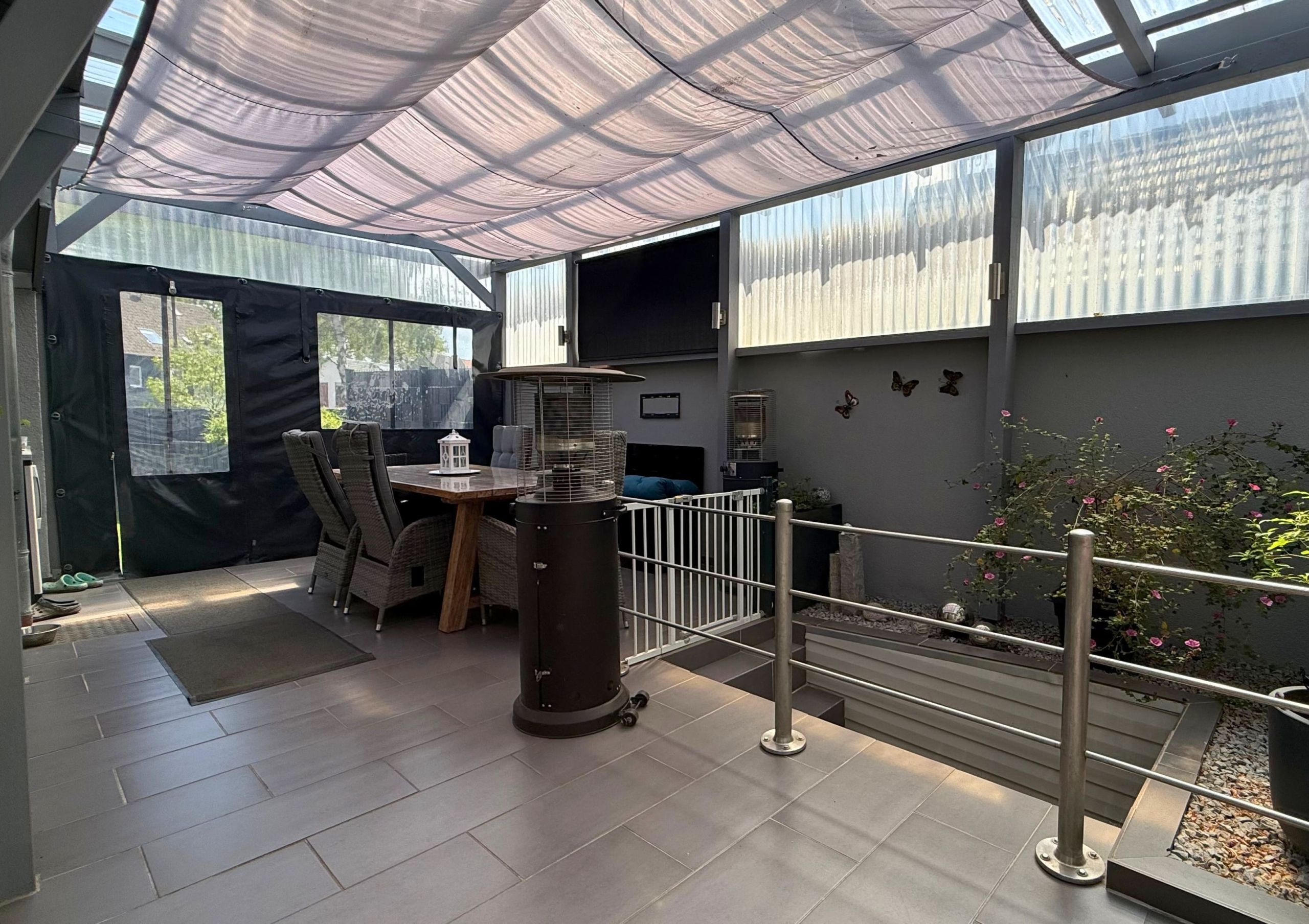 Überdachte Terrasse