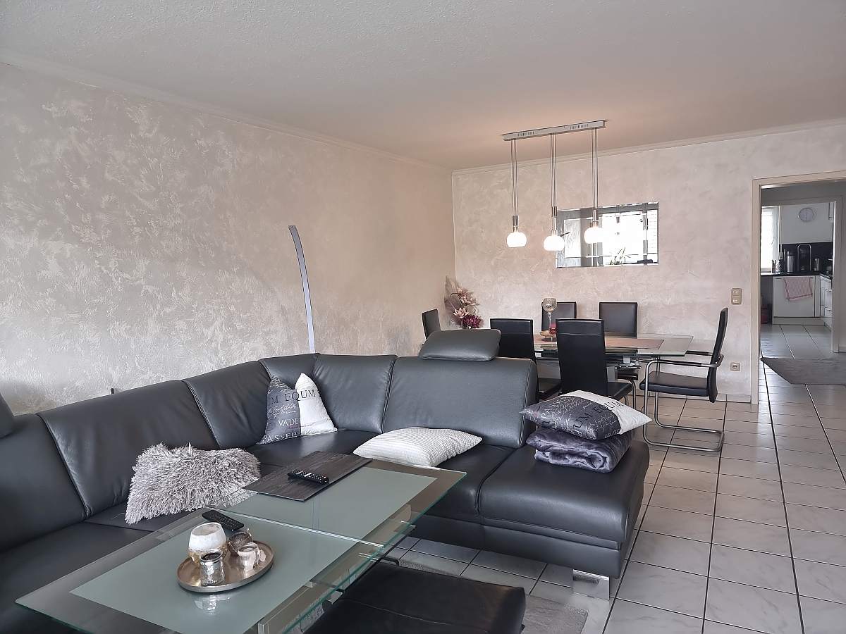 Wohnzimmer b