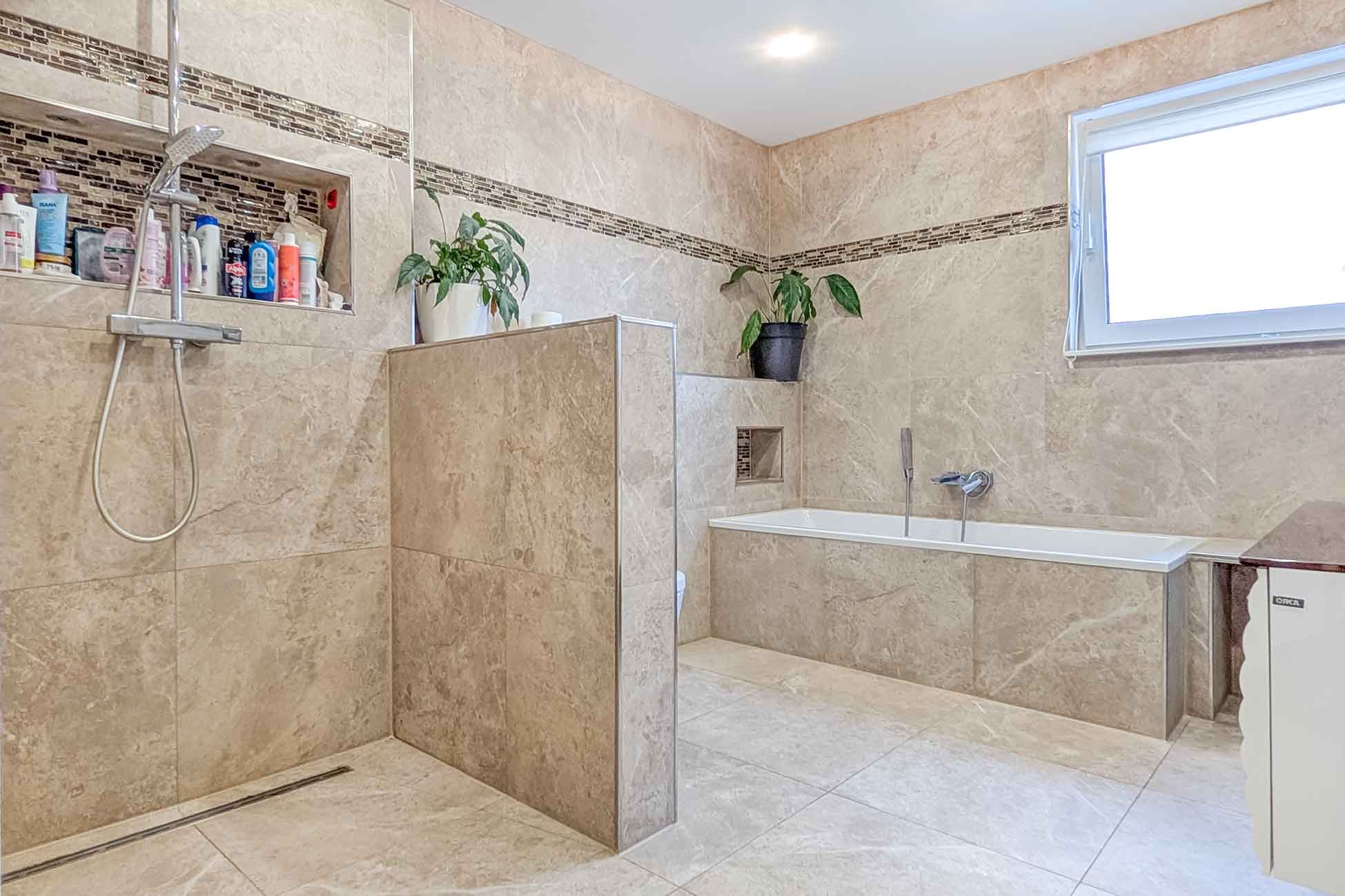 Badezimmer | OG