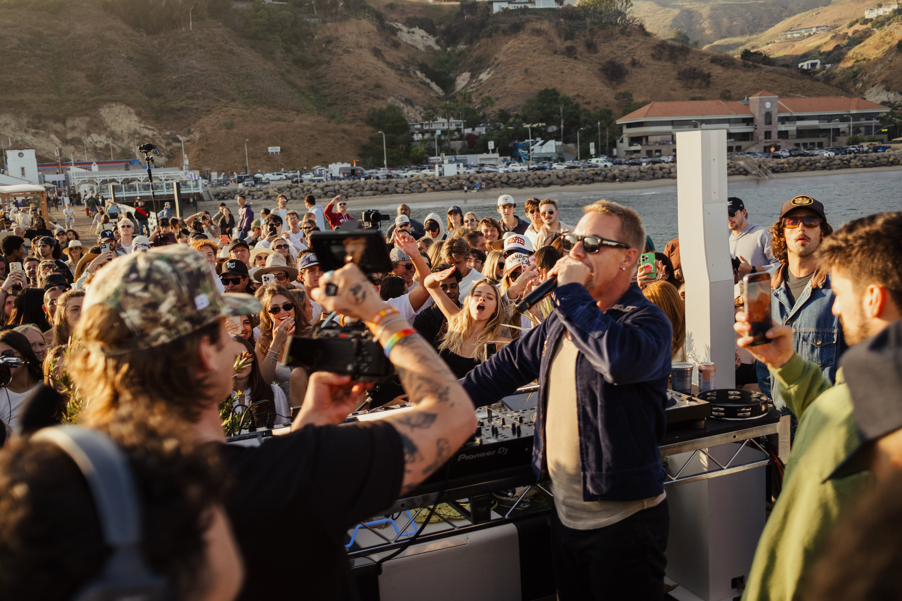 Sunday Sessions #2: Aviator Nation Dreamland X Malibu Pier Events