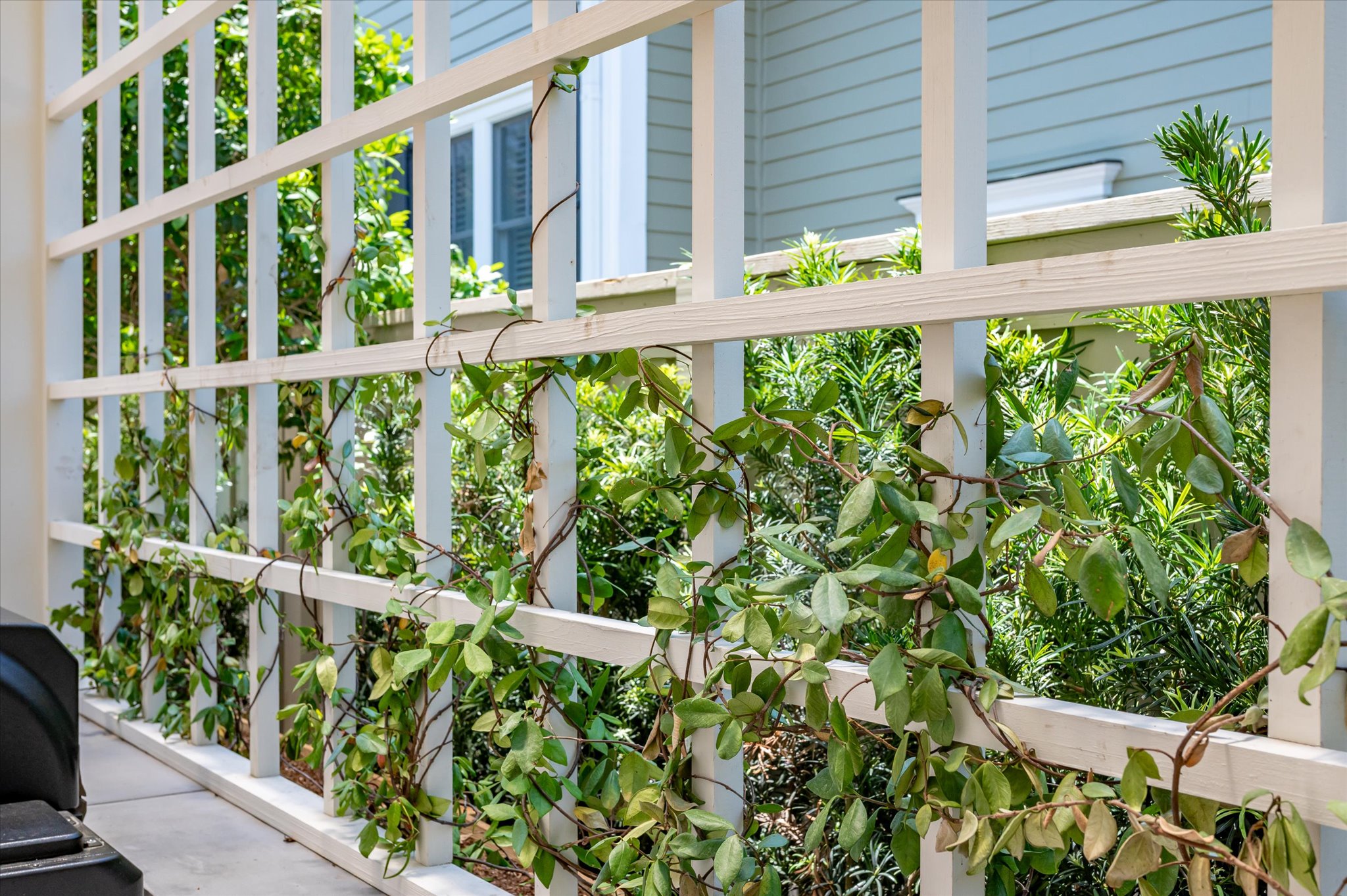 Custom outdoor space in Charleston, SC - BuiltByR3