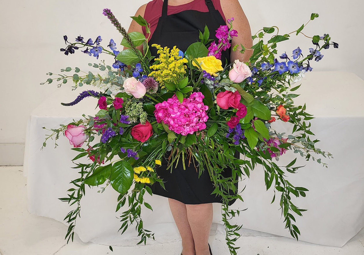 Erinn the owner designed a bouquet.