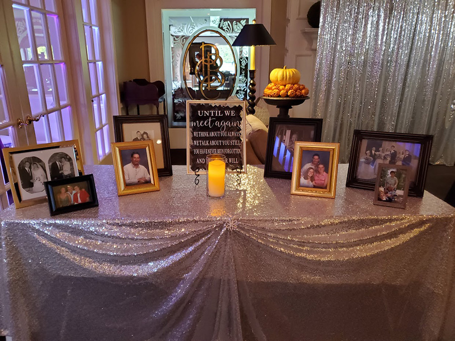 Wedding memory table.