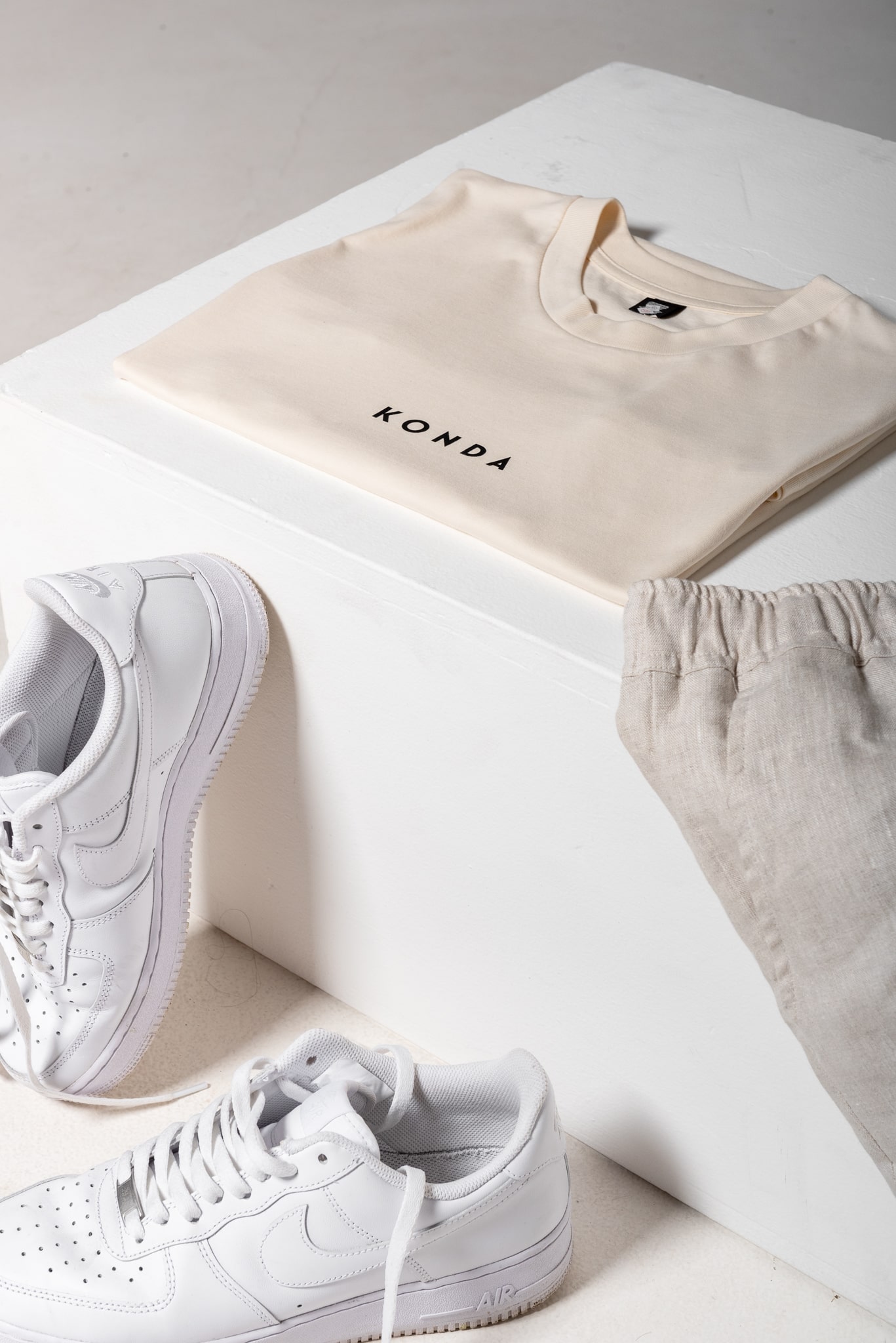 Plain white ecommerce beauty product photos