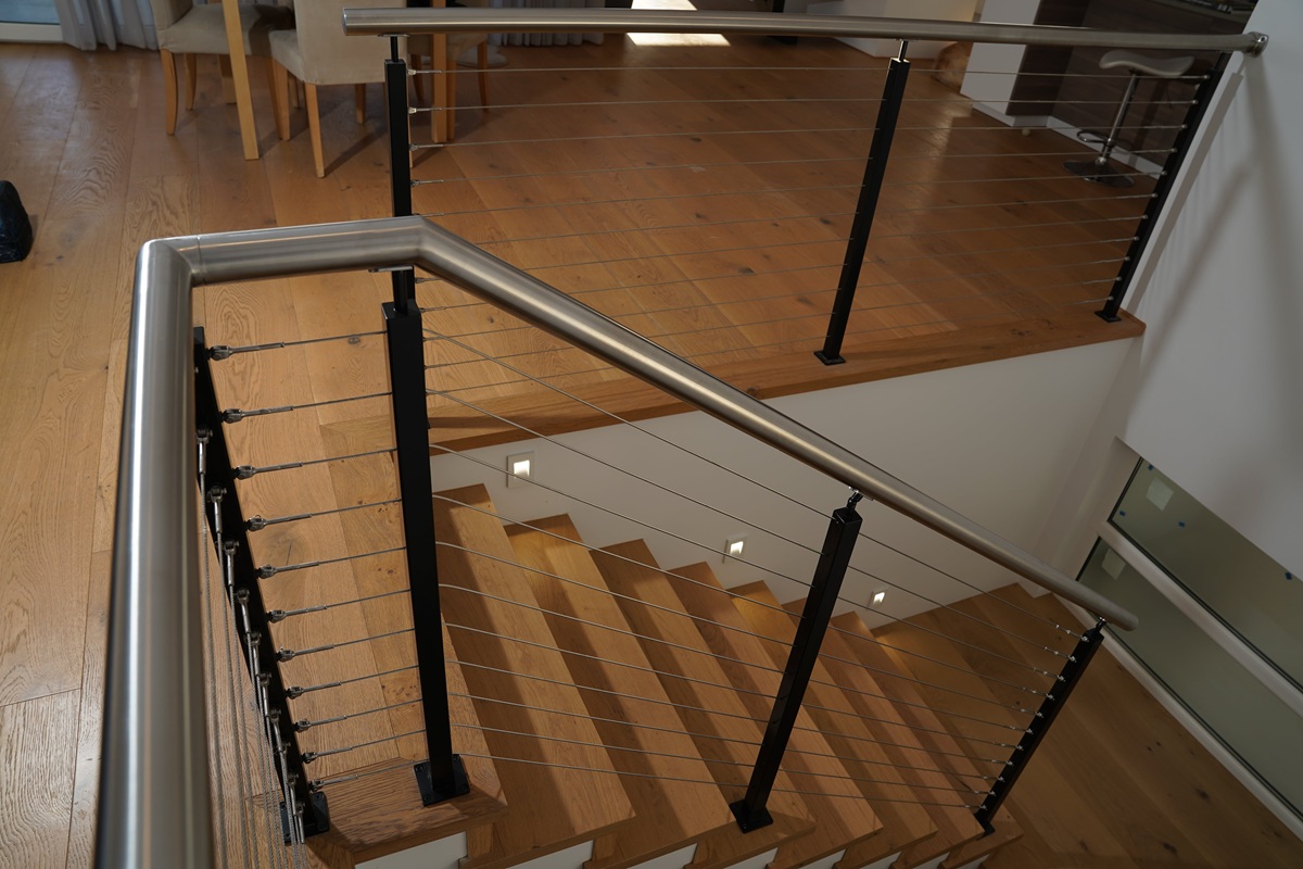 Structural Stability and Fixing