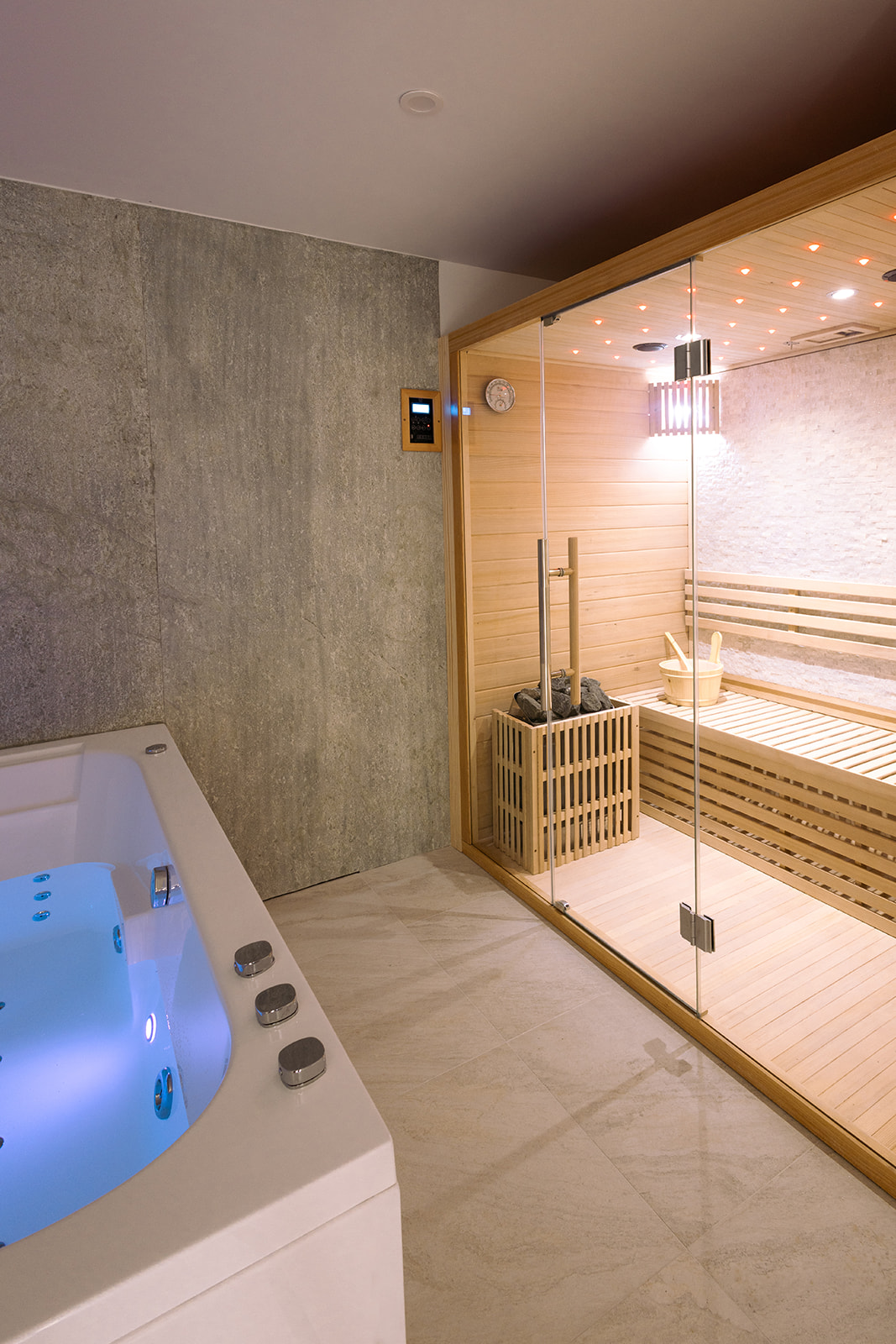 balneo et sauna de la suite selene