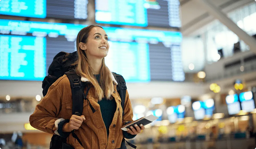Devojka na aerodromu