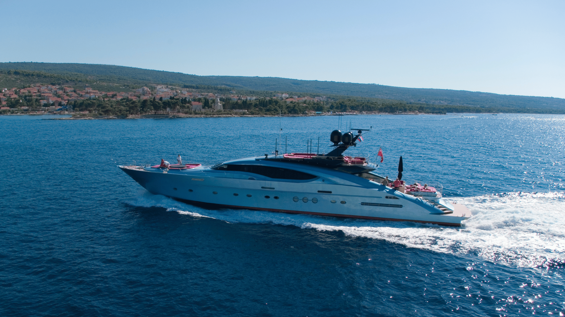 Greenwashing or Genuine? What Makes a Yacht Truly Sustainable