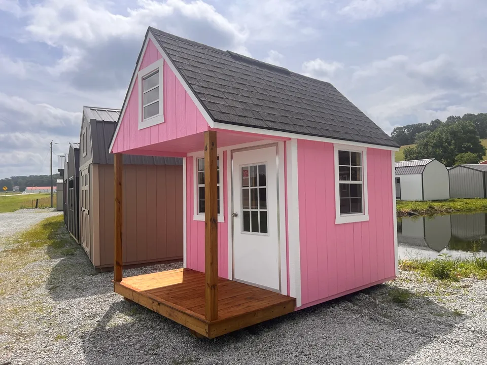 8x12 Playhouse w/Loft