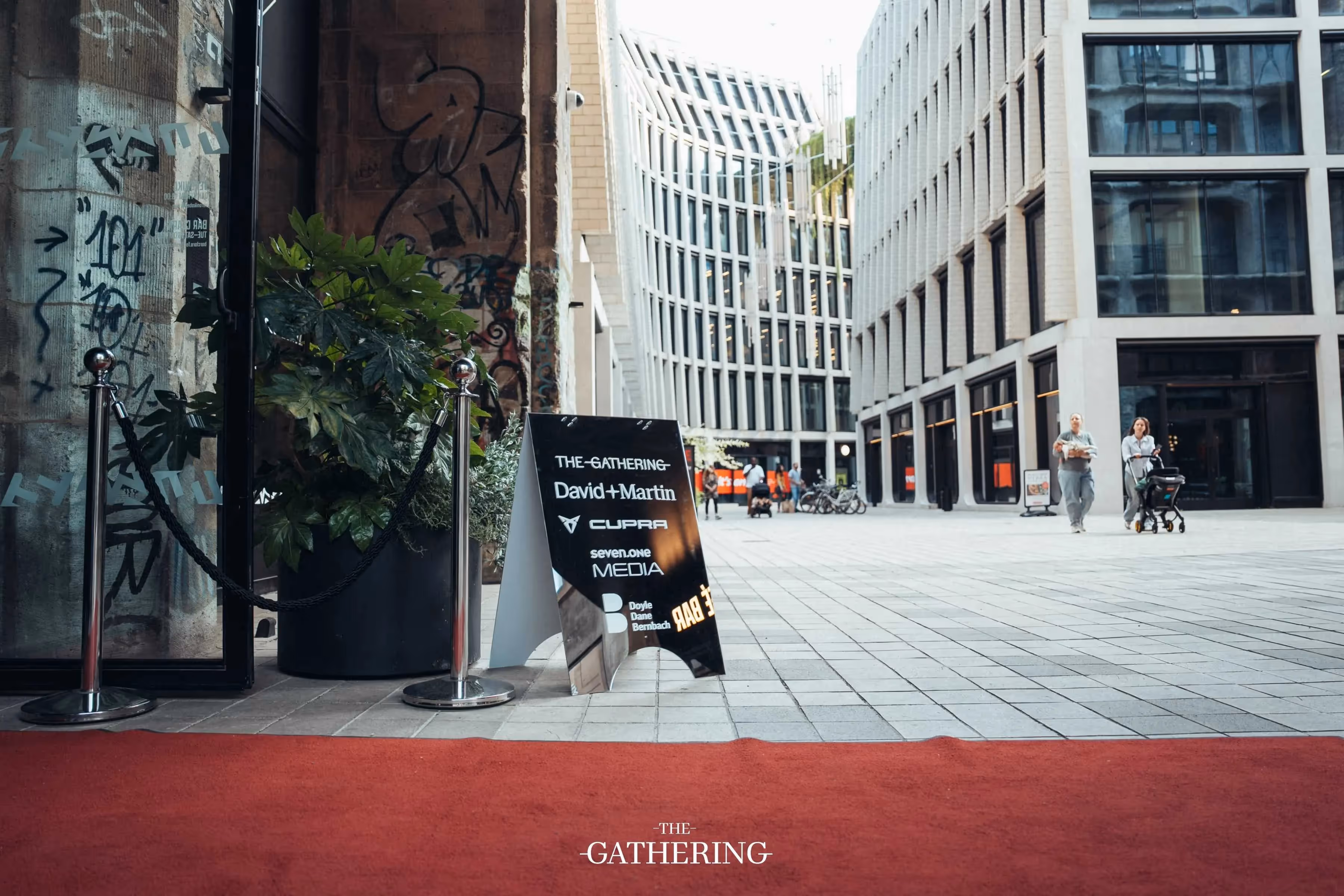 Eingang zum The Gathering Event von Maison ACME