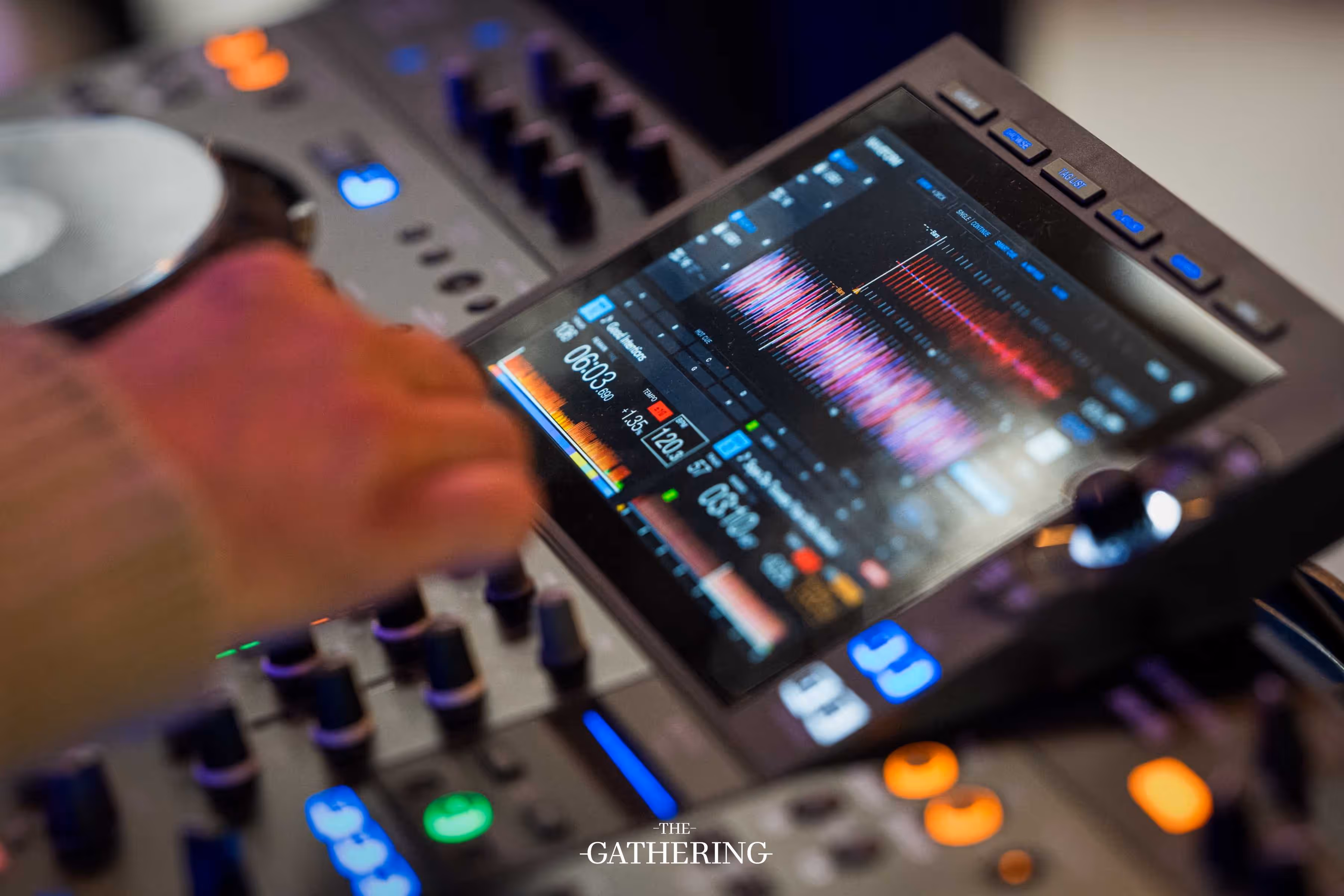 DJ auf dem The Gathering Event von Maison ACME