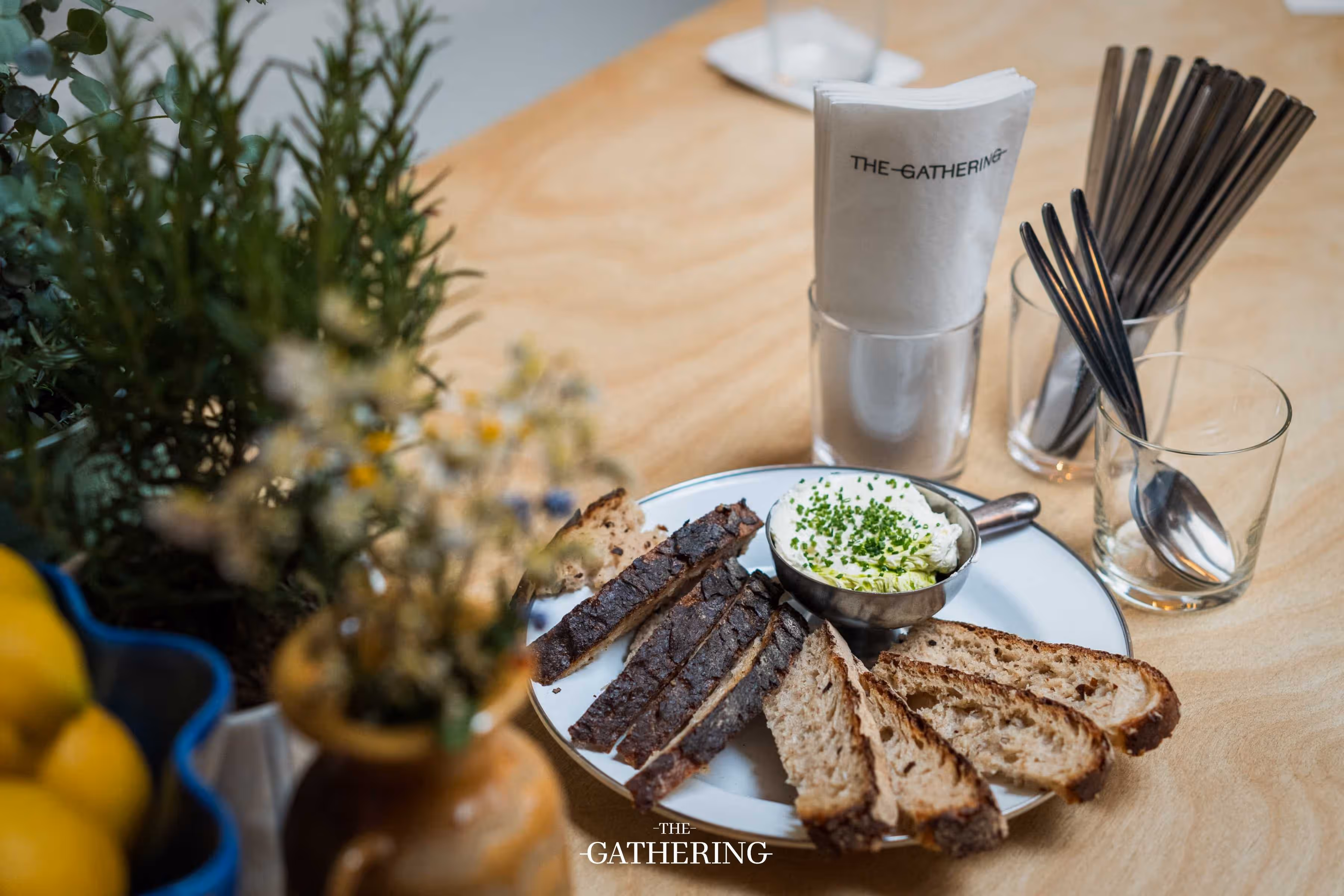 Brotzeit auf dem The Gathering Event von Maison ACME
