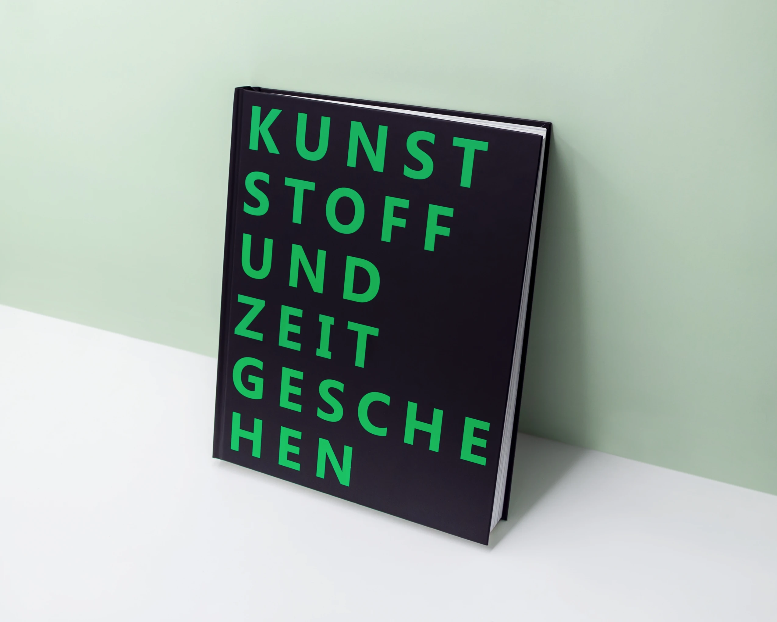 Kunstoff und Zeitgeschichten