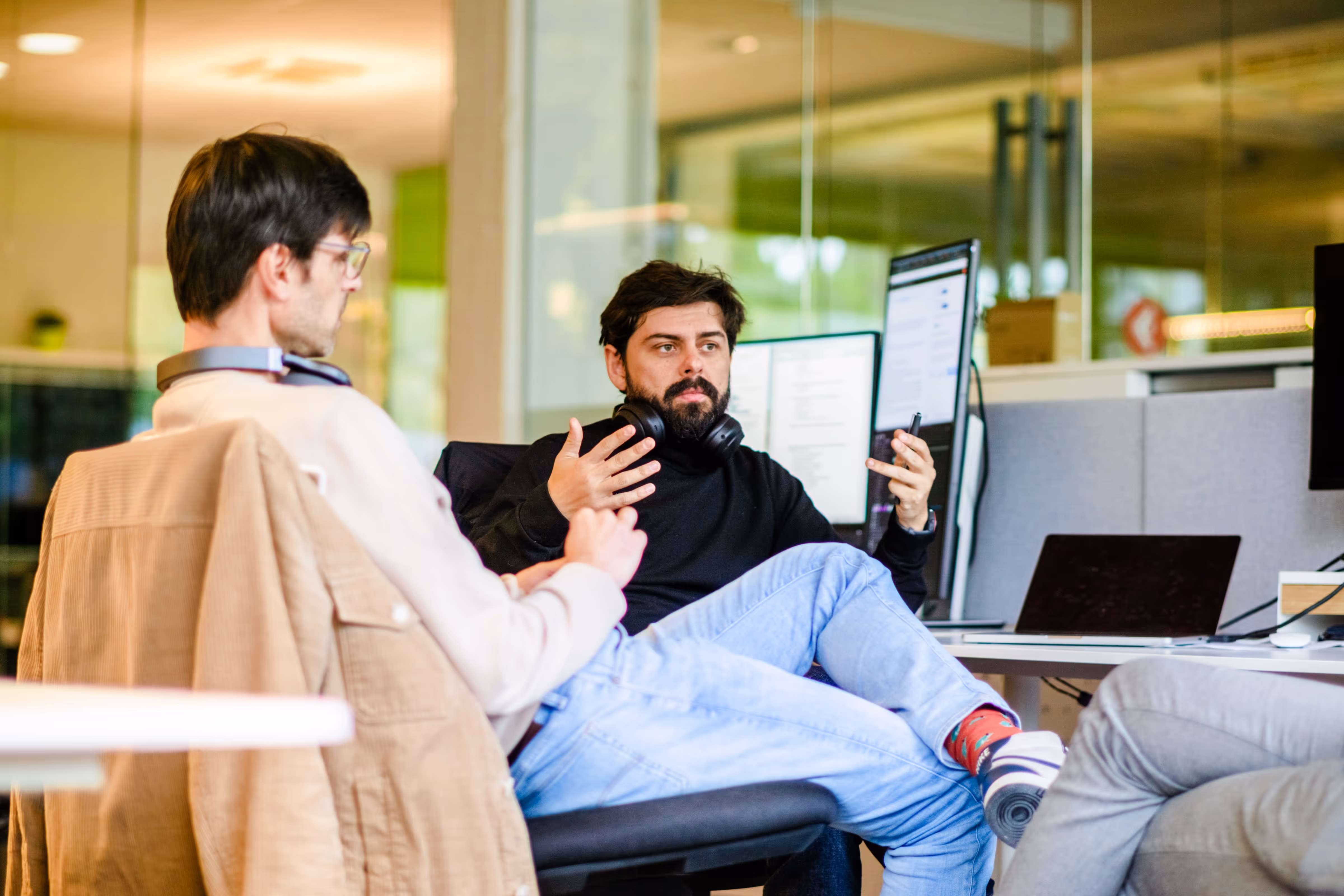 Crafting JSON outputs for controlled text generation