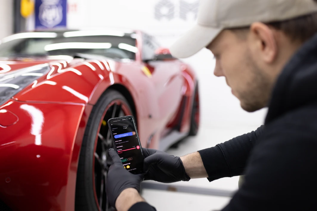 Bekijk Absolute Motors video