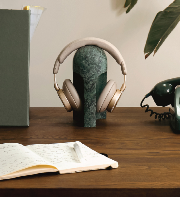 Arco Headphone Stand