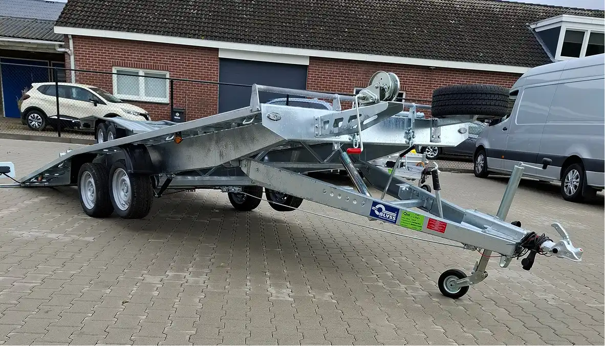 Auto-ambulance van Roefs Trailers