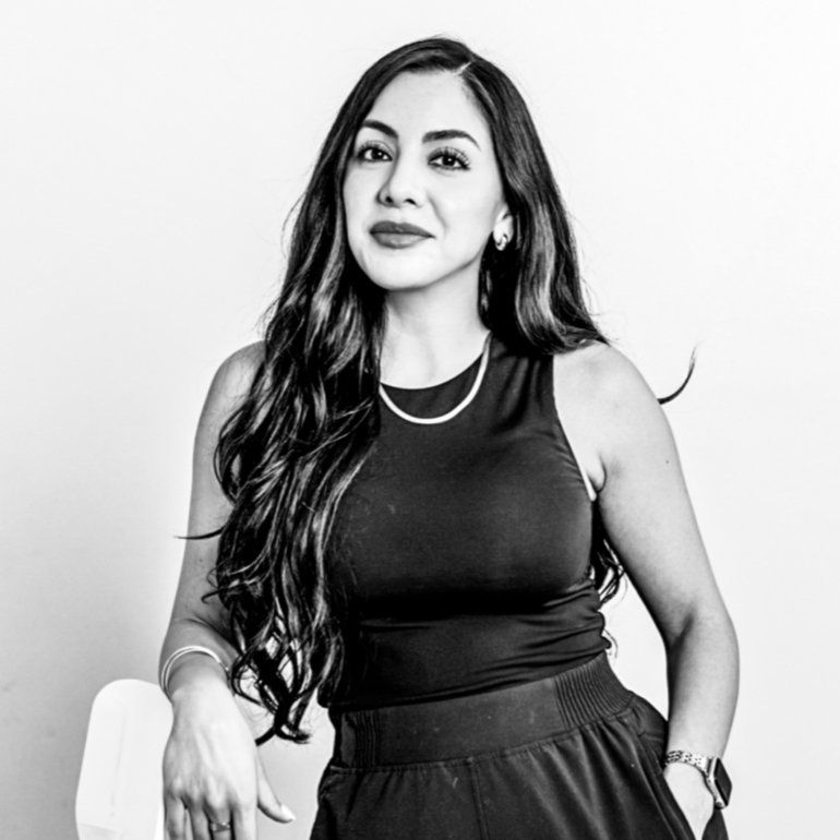 Dr. Alejandra Sisniegas