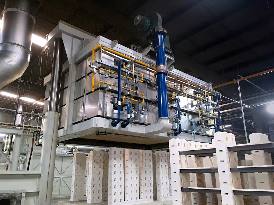 High temperature furnaces for manufacturing