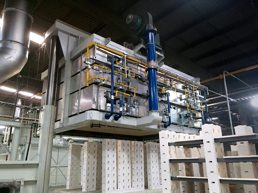 High temperature furnaces for manufacturing