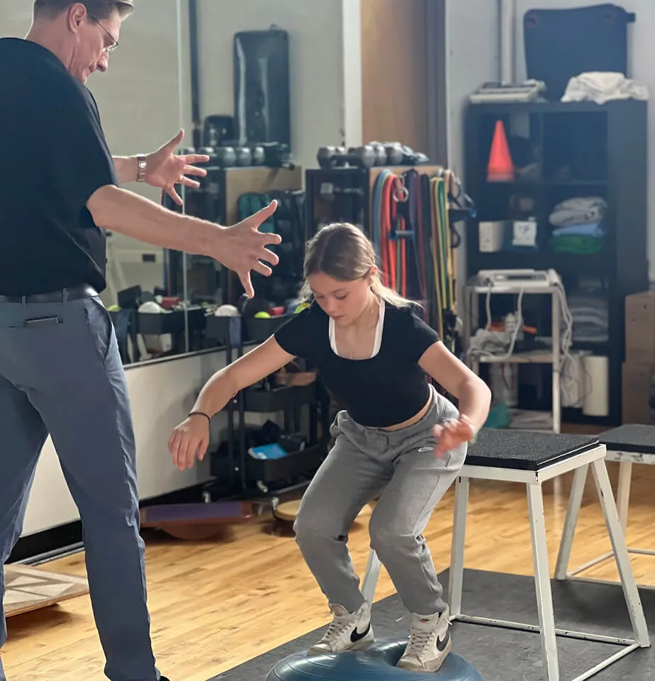dan working with youth athlete