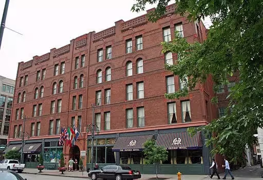 5 Best Hotels in Denver for the Smart Business Traveler