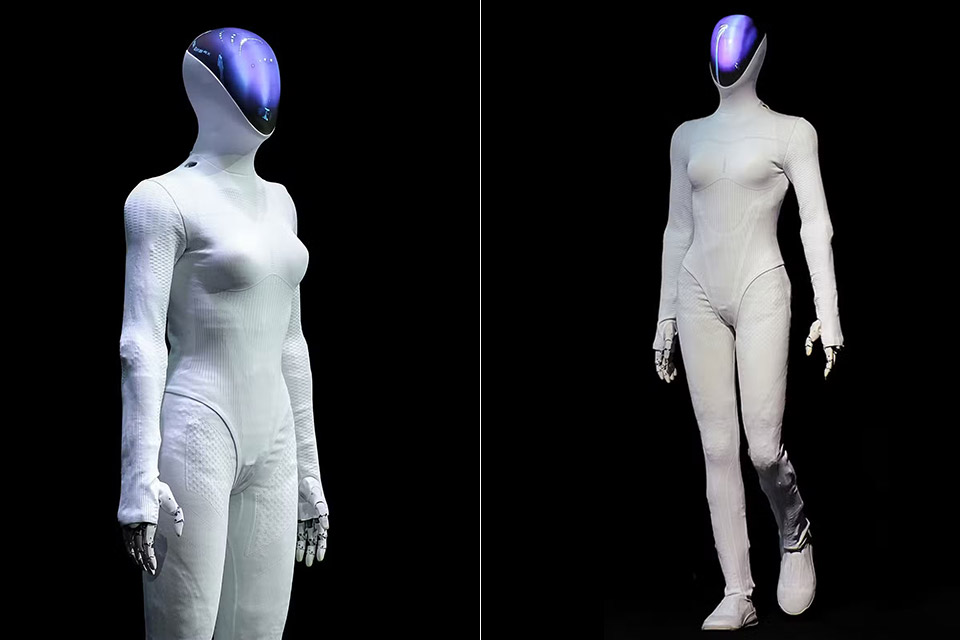 XPENG IRON Humanoid Robot: Price, Specs & Availability 2026