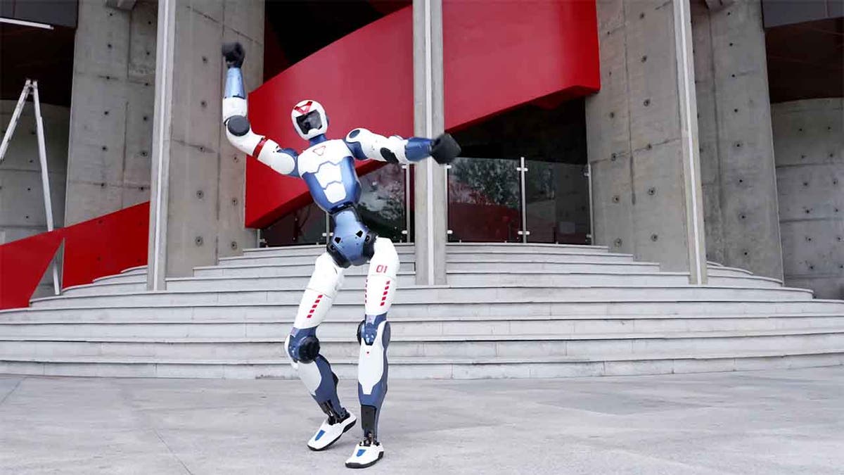 Unitree R1 Humanoid Robot: Deposit, Specs & Pre-Order 2025