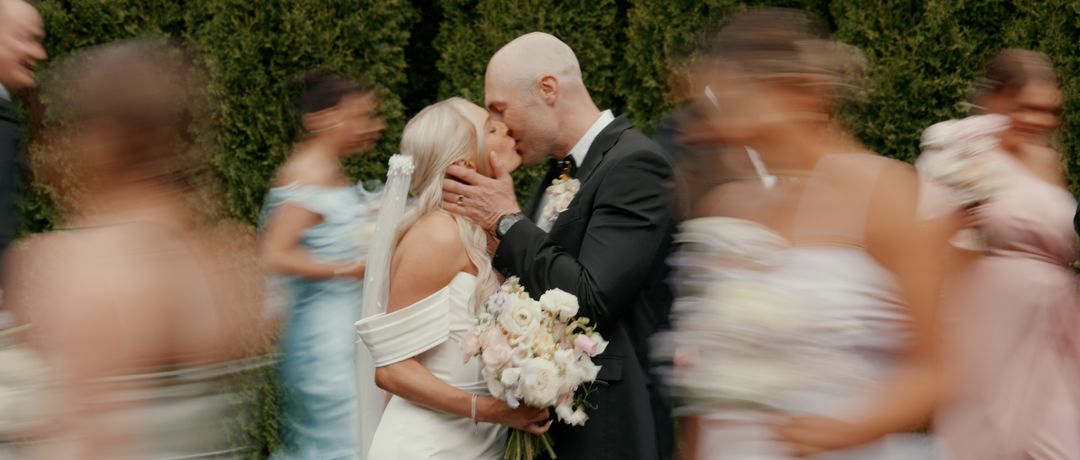 Chelsey and Tom on their wedding day at Lacebark