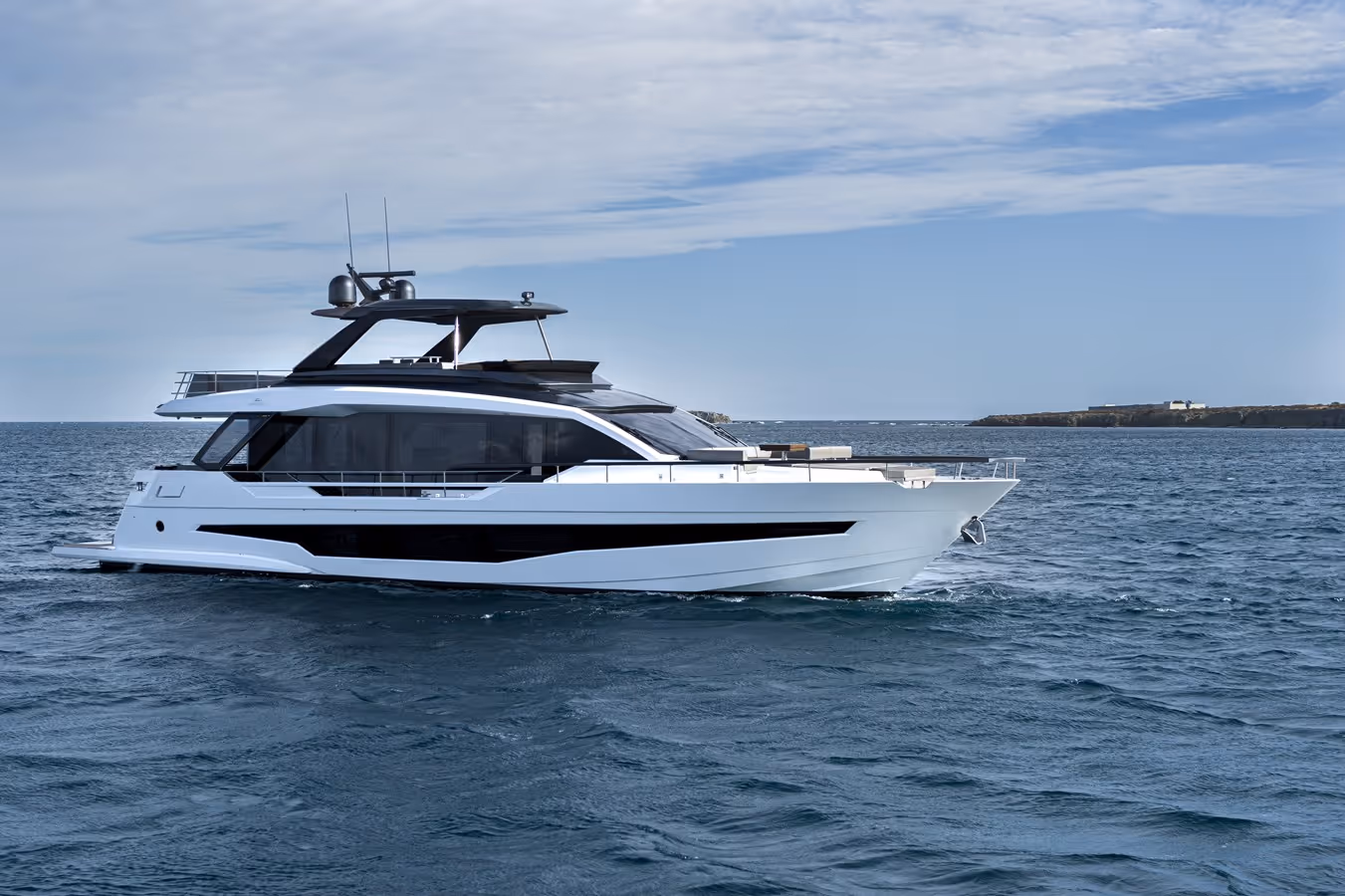 AS8 Flybridge 
