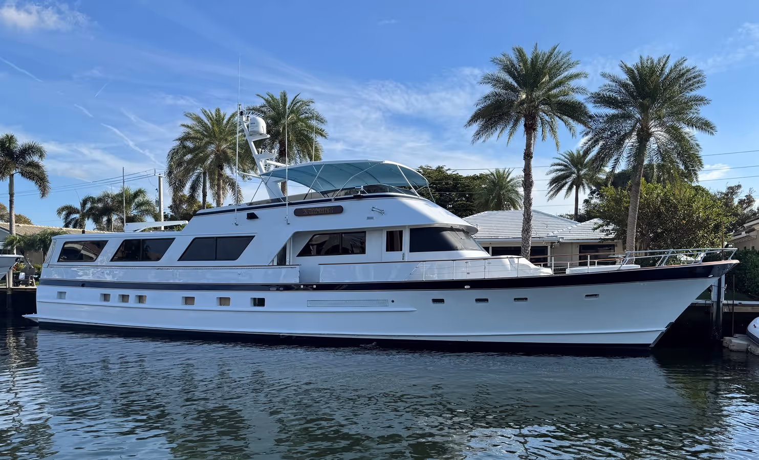 Flushdeck with Flybridge
