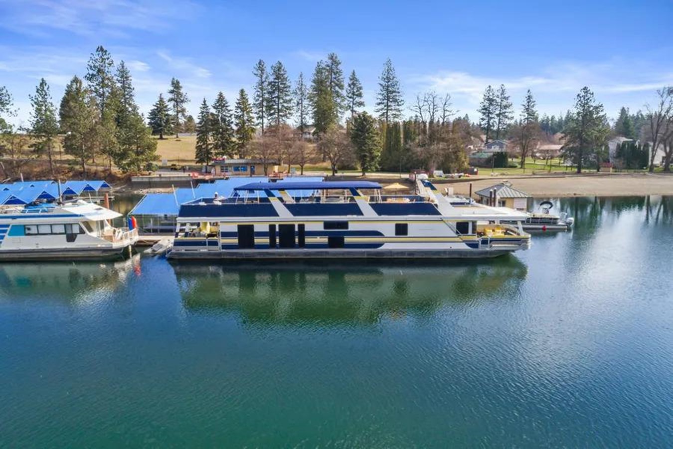 House Boat