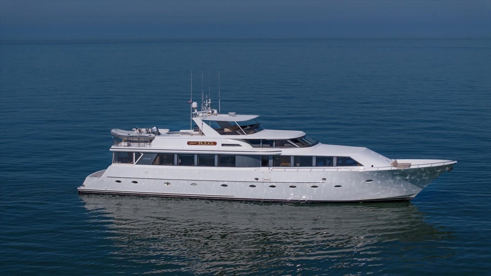 106 Raised Pilothouse