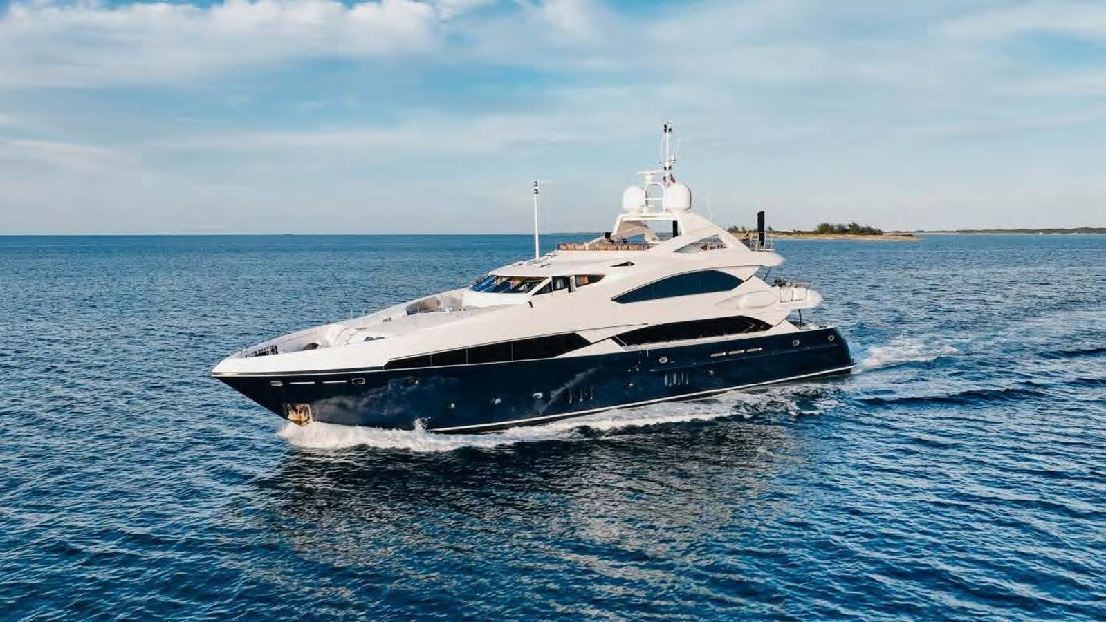 37 Metre Yacht