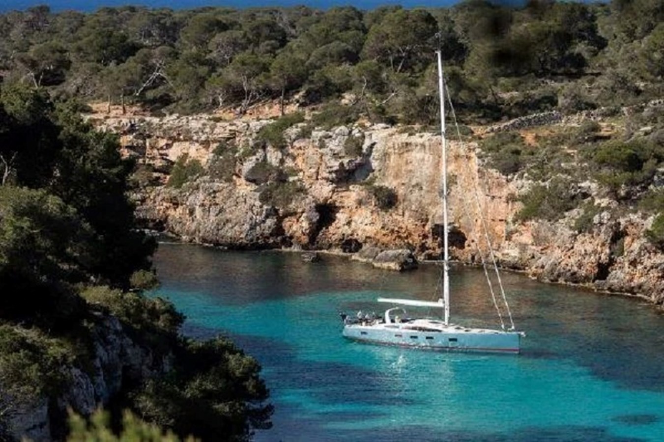 YACHT 64 