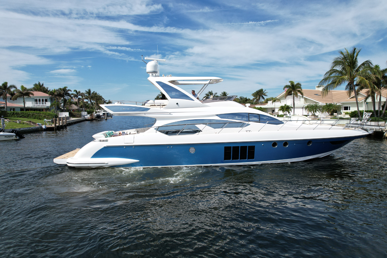 64 Flybridge