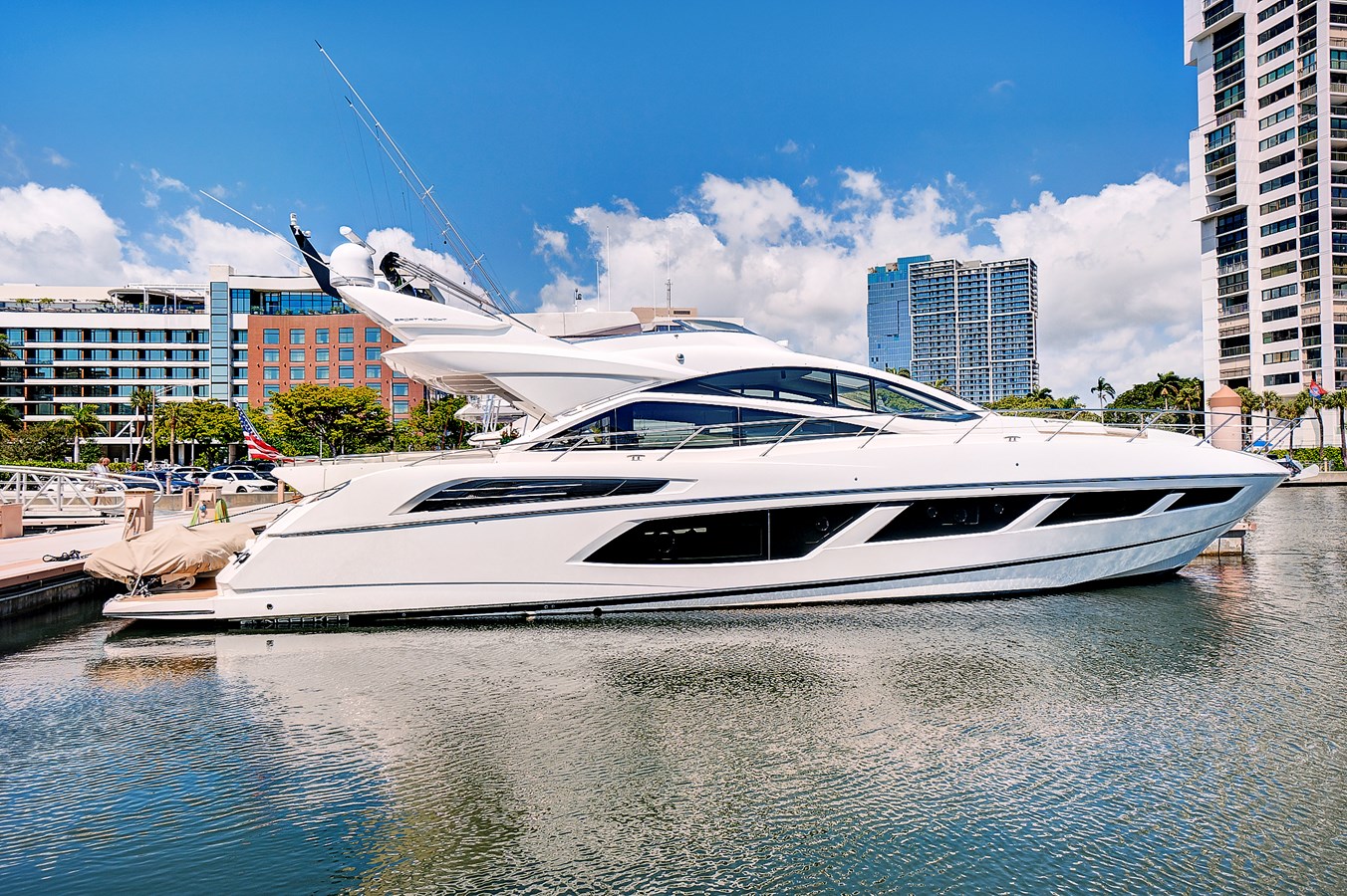 68 Sport Yacht