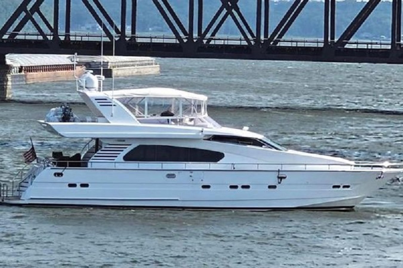 Flybridge Motor Yacht