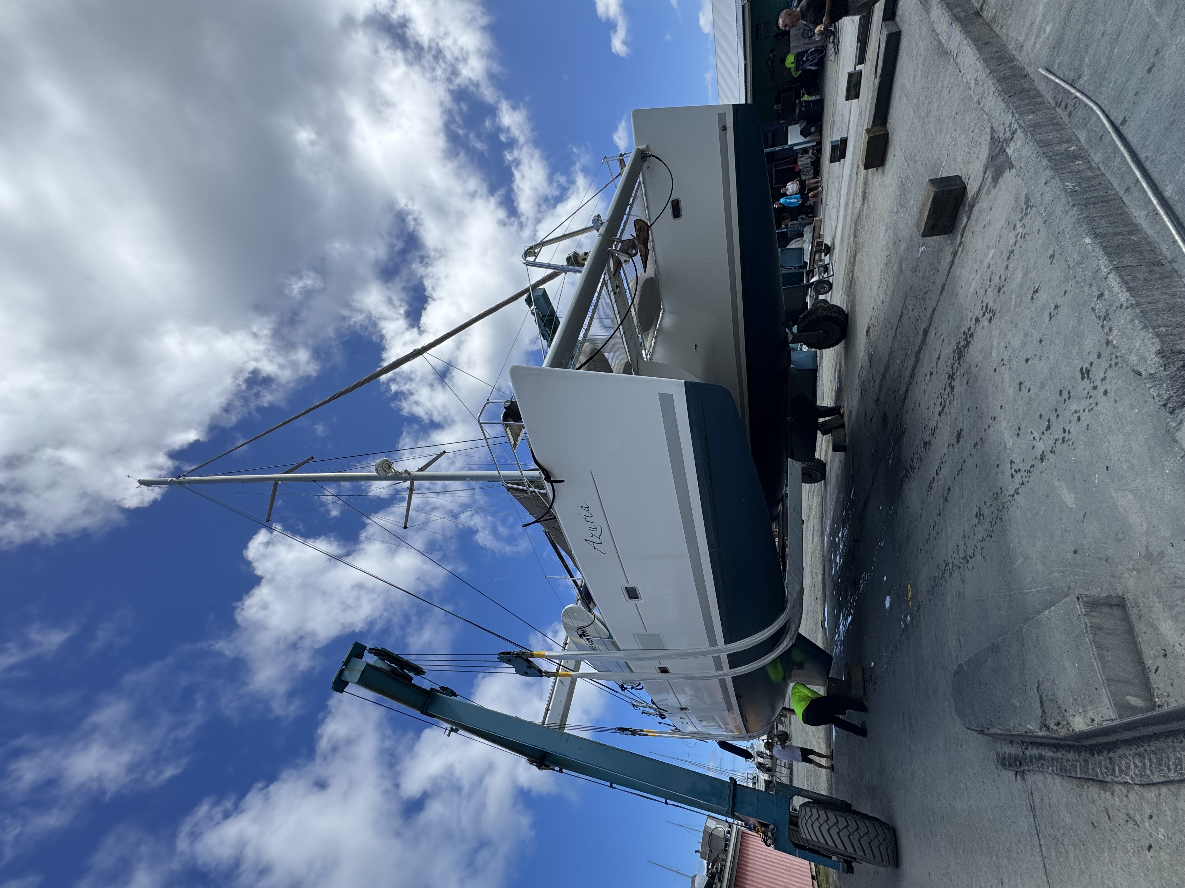 In yacht brokerage, not every transaction follows a smooth path from offer to closing. While many deals
progress exactly as planned, others evolve into complex negotiations where contractual details,
communication between parties, and human decision-making ultimately determine the outcome.